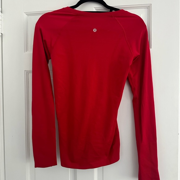 Lululemon Swiftly Tech Long Sleeve - Picture 2 of 2